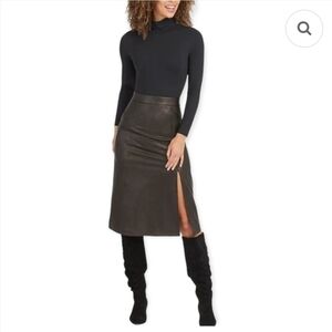 Spanx Leather Like Midi Skirt in Color Noir Size S/P Nwt